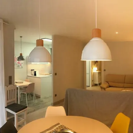 Apartamento Turistico Correos Apartment *